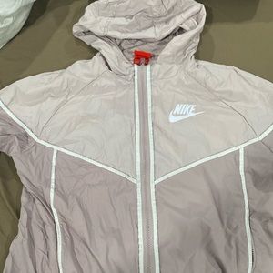 Nike wind breaker